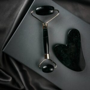 Black onyx Face roller and Gua Sha set
