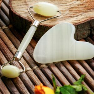 Green jade Face roller and Gua Sha set